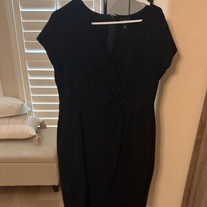 Worthington Classic Black Cap-Sleeve Sheath Dress